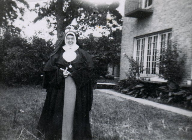 sistermarycharles.jpg